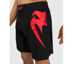 Venum LIGHT 5.0 Fightshorts - Black/Red