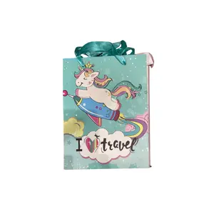 SAC CADEAU L'ICORNE EN PAPIER 18X23X10 CM REF