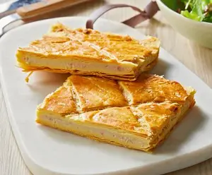 GALETTE À L'ANCIENNE AUX OIGNONS ET LARDONS OU AU CHÈVRE