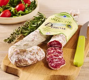 Saucisson à L'ancienne Igp Ardèche ou Saucisse Courbe à L'ancienne Igp Ardèche